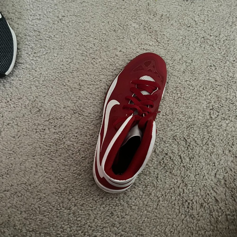 Nike - Picture 4 of 4